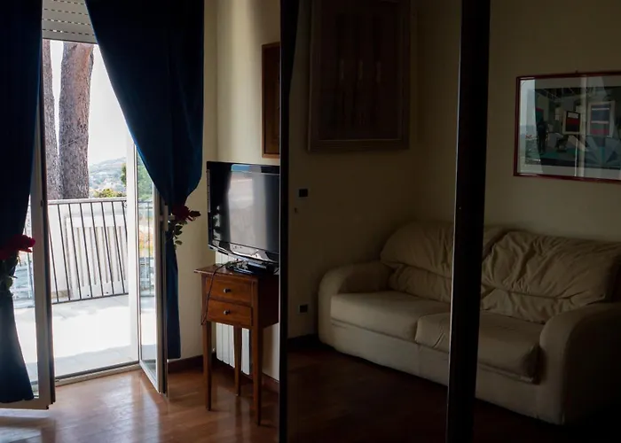 Alisea - In Con Piscina E Parcheggio Gratuito Rum i privatbostad Montesilvano Marina