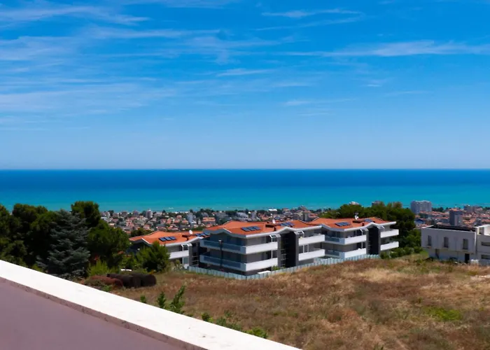 Alisea - In Con Piscina E Parcheggio Gratuito Rum i privatbostad Montesilvano Marina