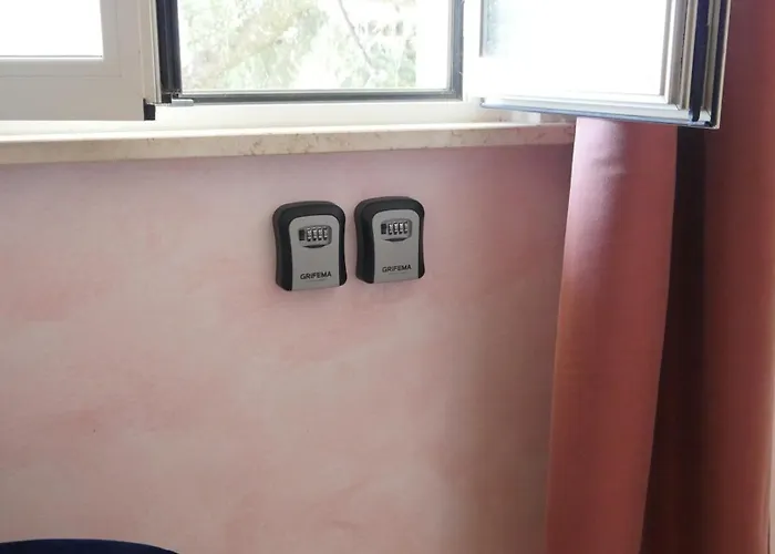 Alisea - In Con Piscina E Parcheggio Gratuito Rum i privatbostad Montesilvano Marina