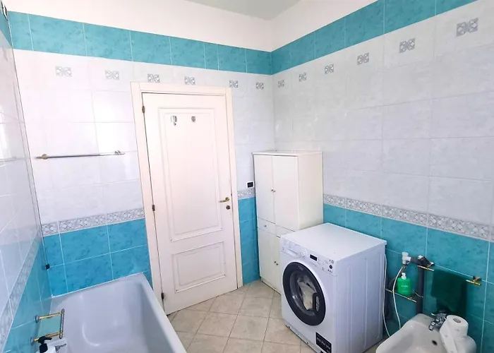 Alisea - In Con Piscina E Parcheggio Gratuito